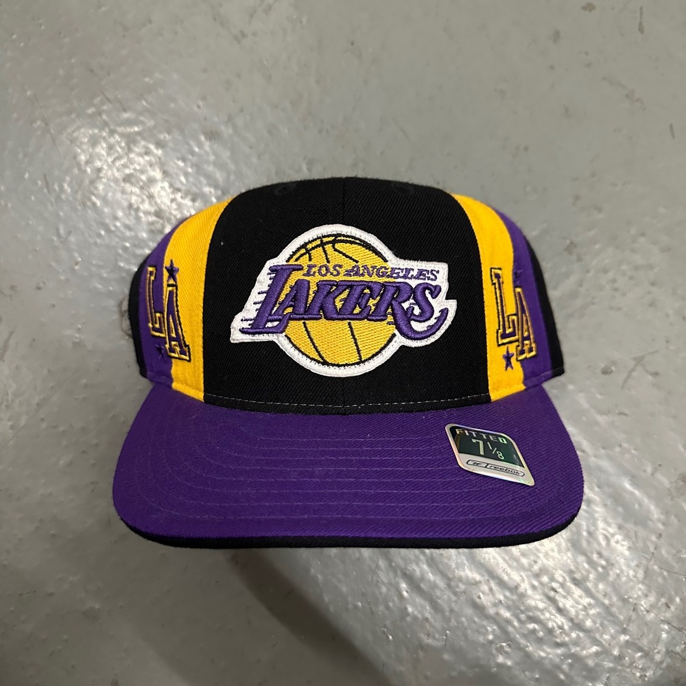 Reebok Mens Los Angeles Lakers Fitted Hat 7 1/8 Black Purple Preowned NBA